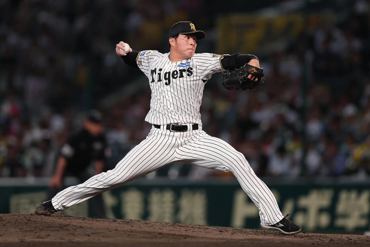 阪神対中日　阪神2番手の椎葉剛（撮影・前田充）