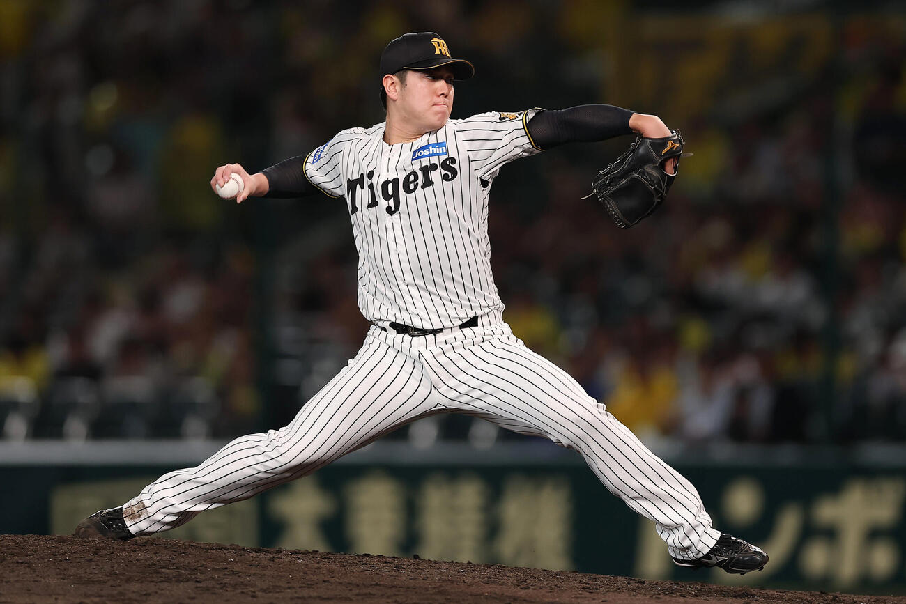 阪神対中日　阪神4番手の石黒佑弥（撮影・前田充）
