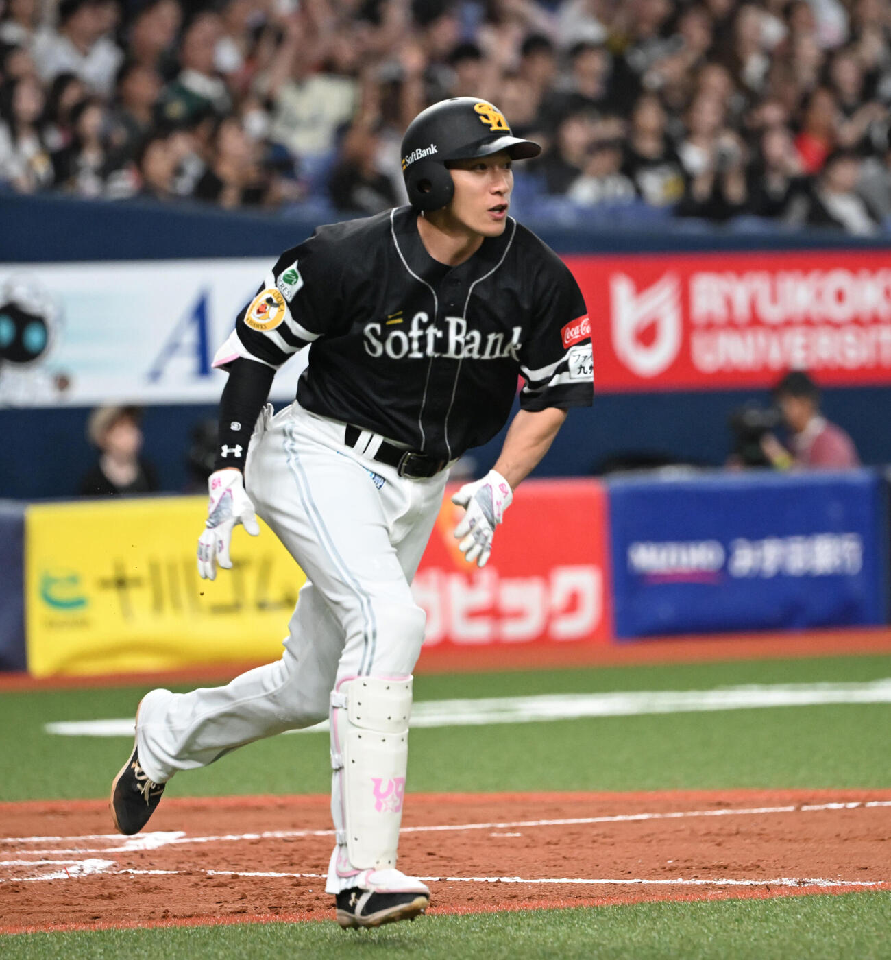 オリックス対ソフトバンク　9回表ソフトバンク無死、右越えソロ本塁打を放つ柳田悠岐（撮影・和賀正仁）＝2026年5月20日