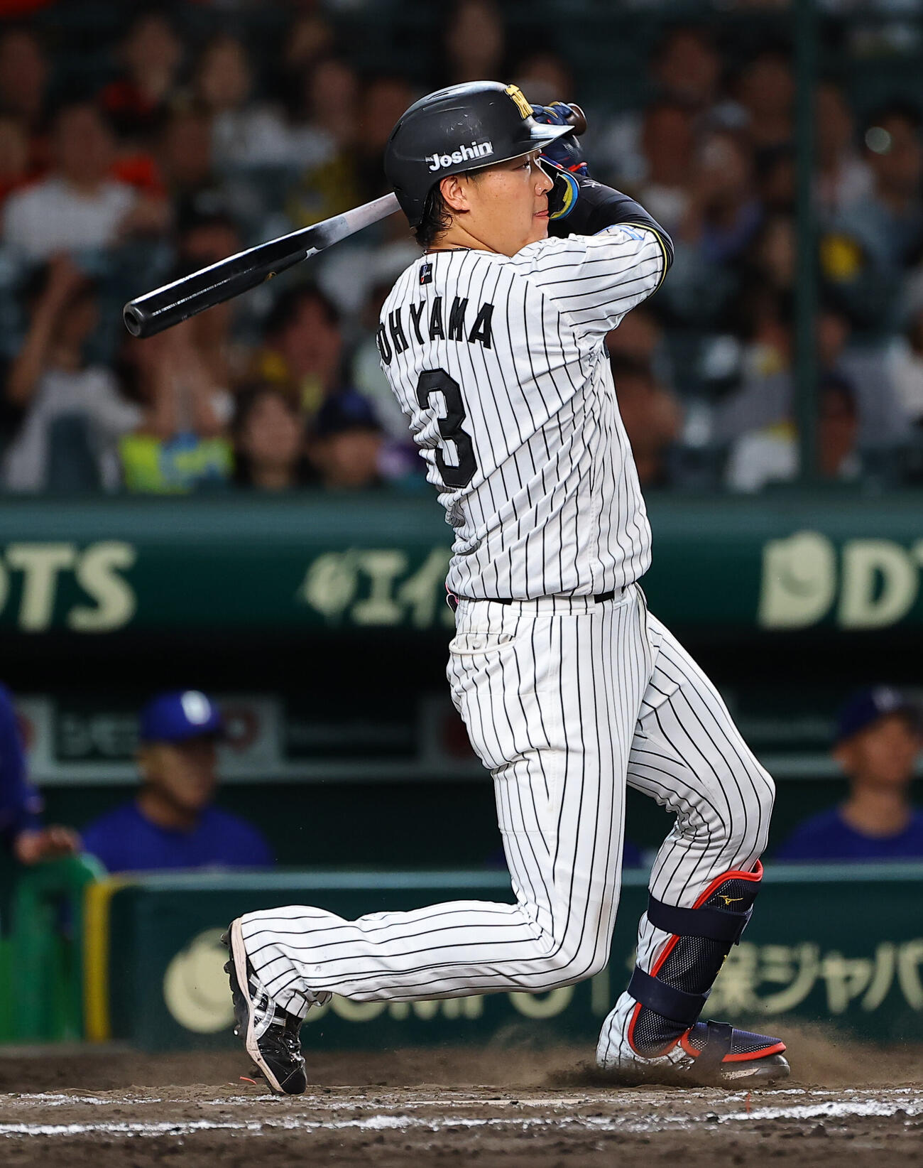 阪神対中日　8回裏阪神無死一塁、大山悠輔は安打を放つ（上田博志）