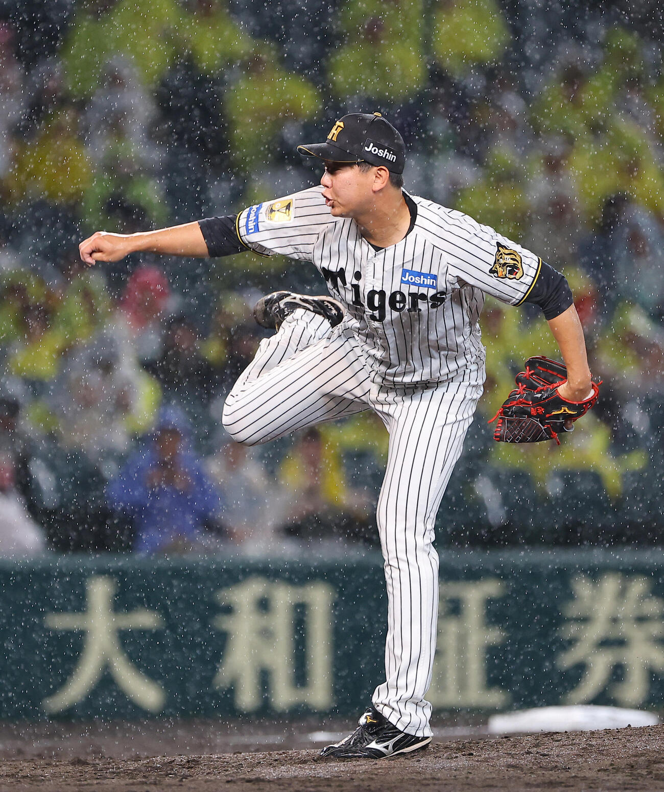 阪神対中日　阪神3番手の畠世周（上田博志）