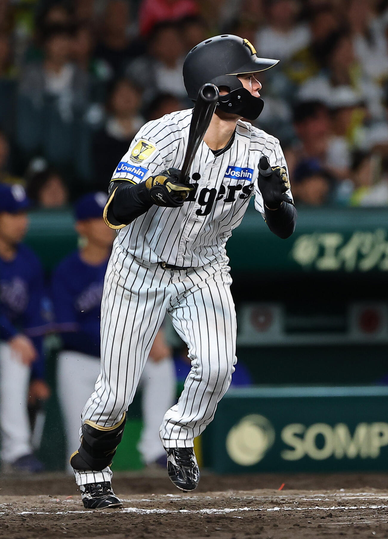 阪神対中日　7回裏阪神2死一、二塁、中野拓夢は適時打を放つ（上田博志）