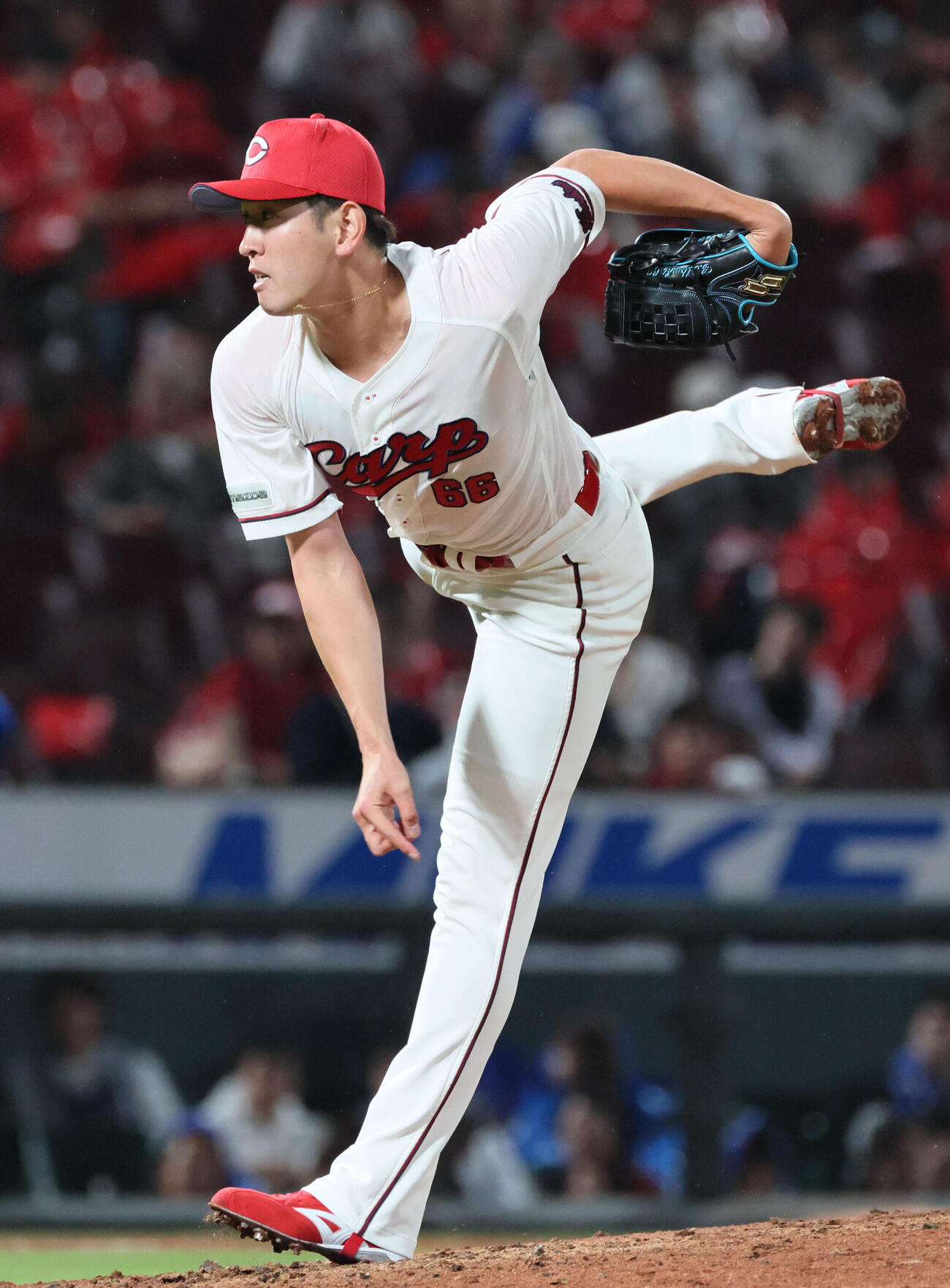 広島対DeNA 9回表DeNA、広島5番手の遠藤淳志（撮影・加藤孝規）