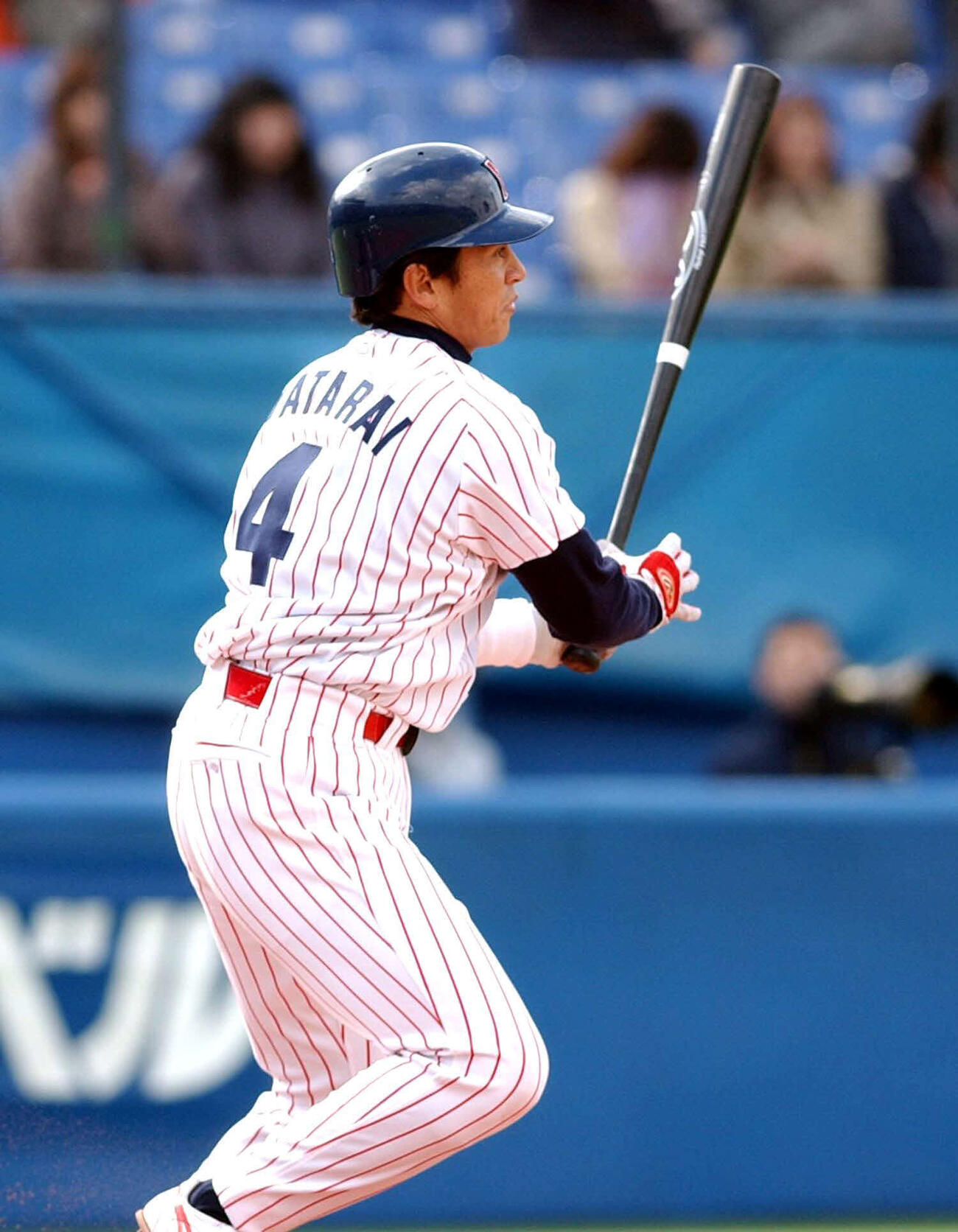 ヤクルト現役時代の父博文さん（02年撮影）