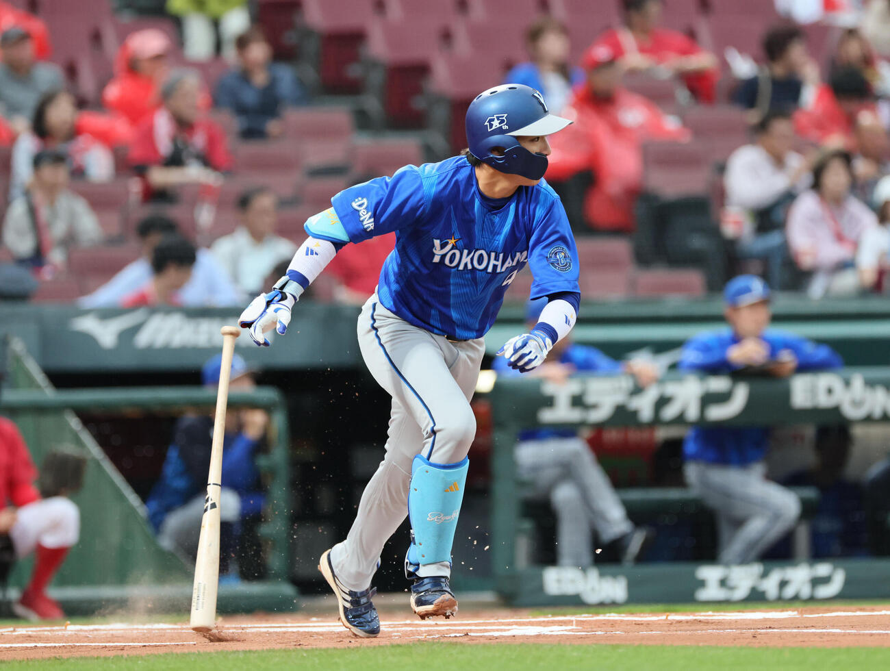 広島対DeNA 1回表DeNA1死、度会隆輝は遊撃内野安打を放つ（撮影・加藤孝規）