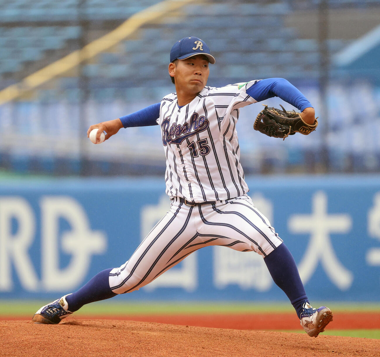 亜大対立正大　先発した立正大・鈴木良麻（撮影・柴田隆二）