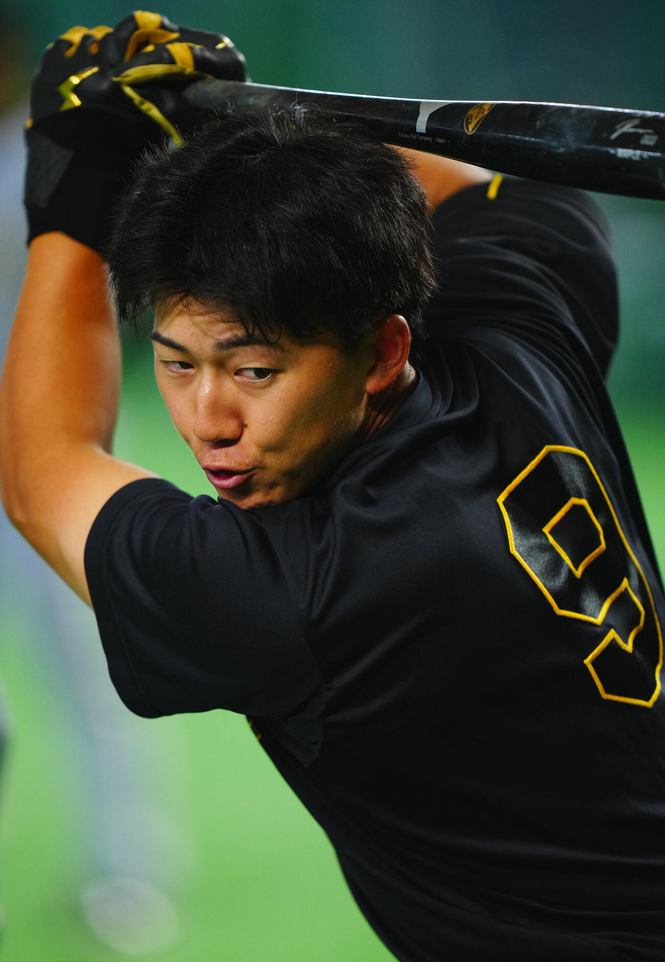 巨人対阪神　試合前、打撃練習に臨む阪神立石正広（撮影・垰建太）