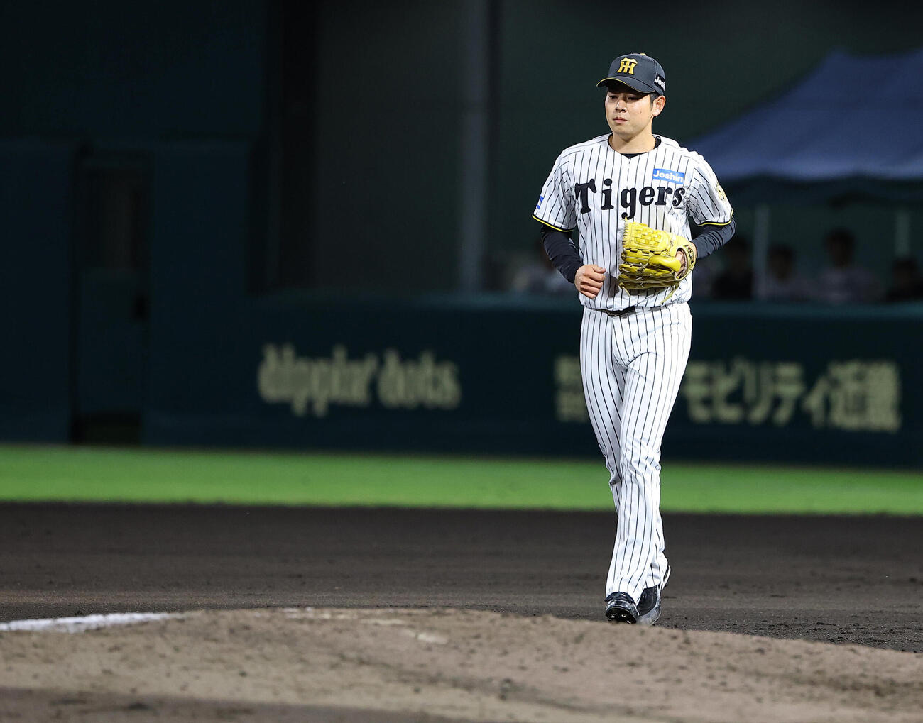 阪神対オリックス　阪神3番手でマウンドに上がる下村海翔（撮影・上田博志）