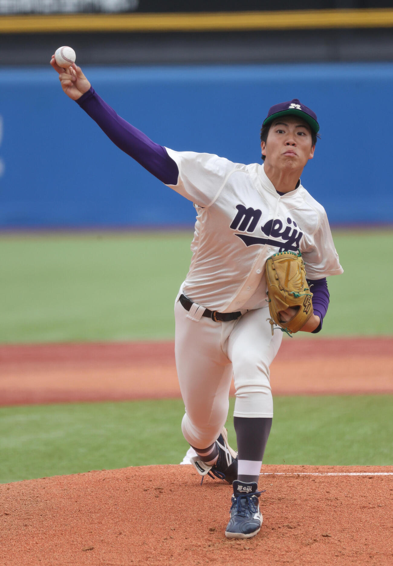 6大学野球　明大対法大　先発した明大・平嶋桂知（撮影・柴田隆二）