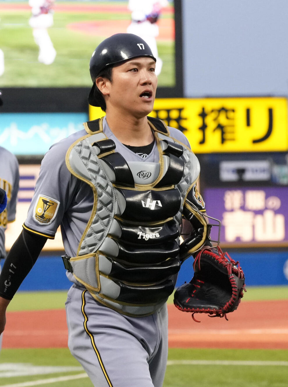 伏見寅威（2026年4月撮影）