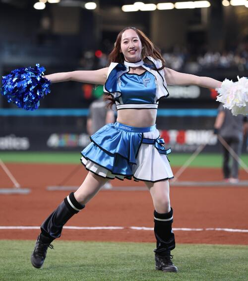 ファイターズガール上野菜奈子