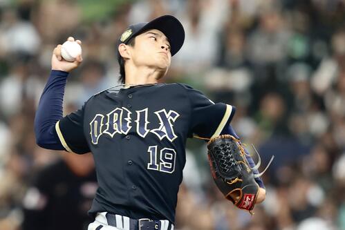 【オリックス】３年ぶり先発山岡泰輔がわずか20球で降板　球場どよめく
