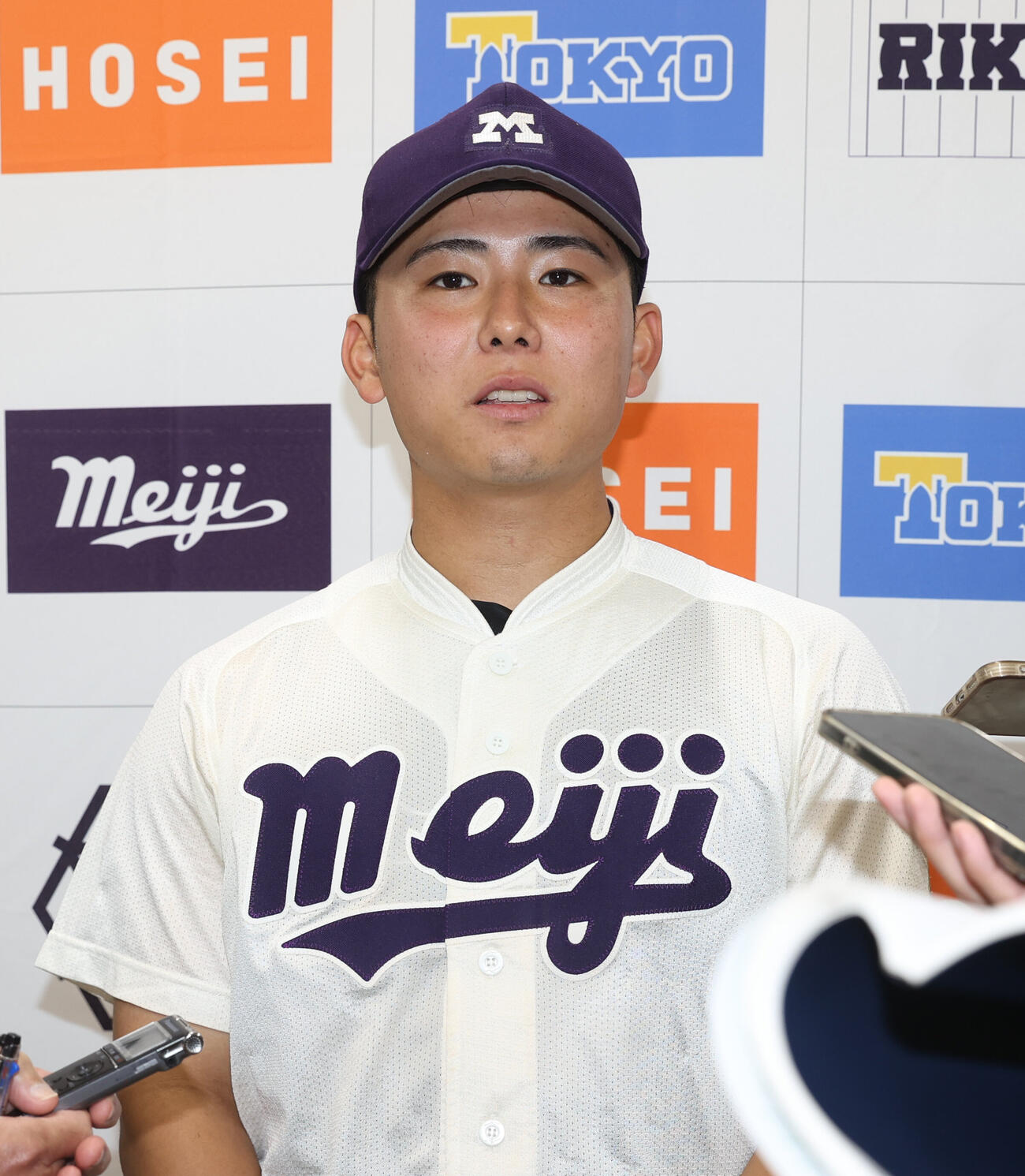 6大学野球　法大対明大　試合後、会見する明大・福原聖矢主将（撮影・柴田隆二）（＝2026年5月24日）