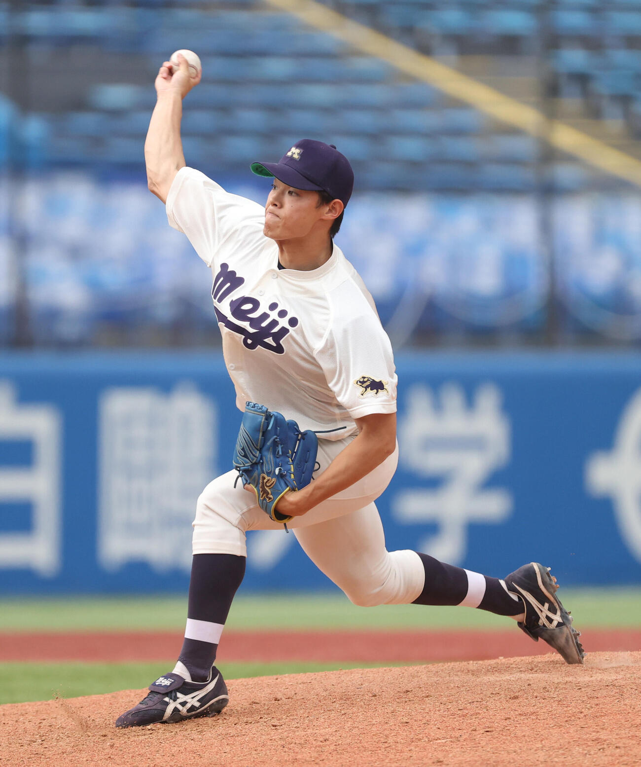 6大学野球　法大対明大　5回から登板した明大・三浦心空（撮影・柴田隆二）（＝2026年5月24日）