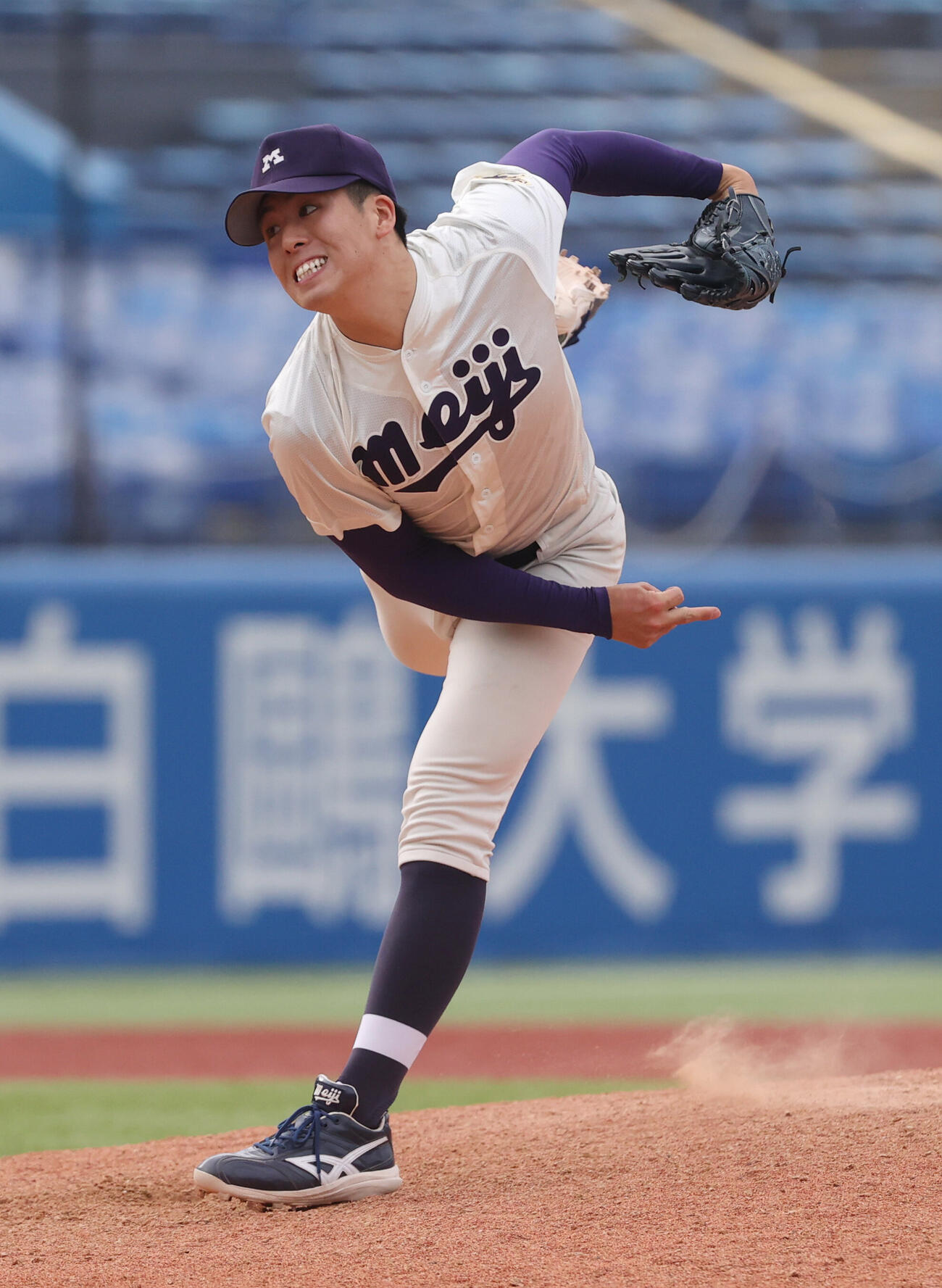 6大学野球　法大対明大　9回から登板した明大・松本直（撮影・柴田隆二）（＝2026年5月24日）