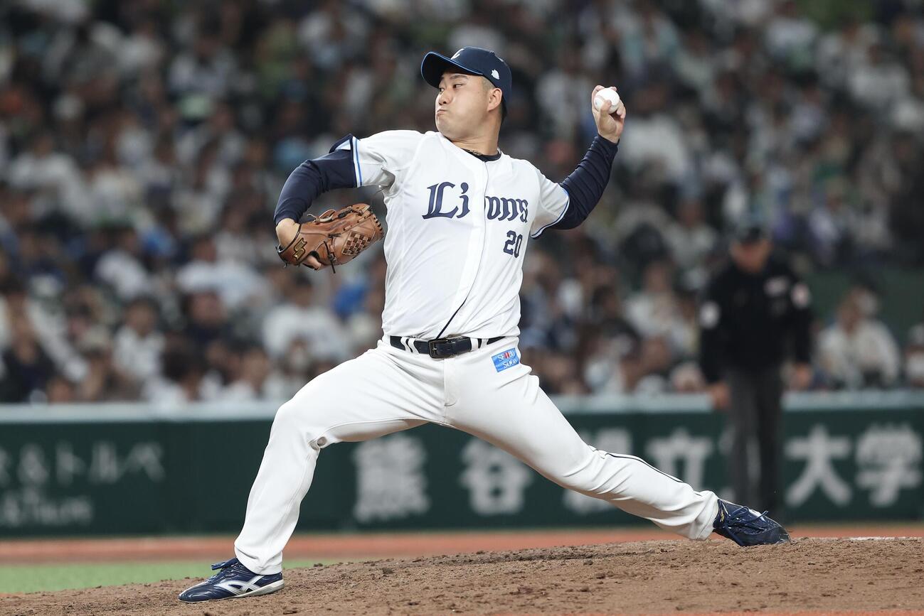 西武対オリックス　9回表、5番手で登板する岩城颯空（撮影・河田真司）