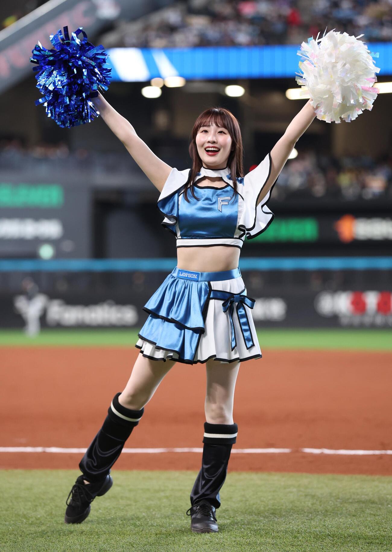 ファイターズガール尾崎真理子
