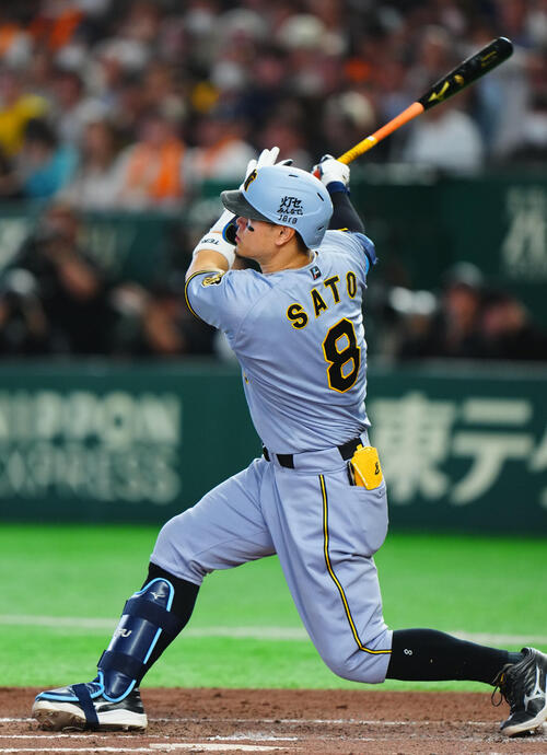 【阪神】佐藤輝明セ界代表打者として躍動だ「対戦する勝負の楽しみはあります」21年は１試合３発