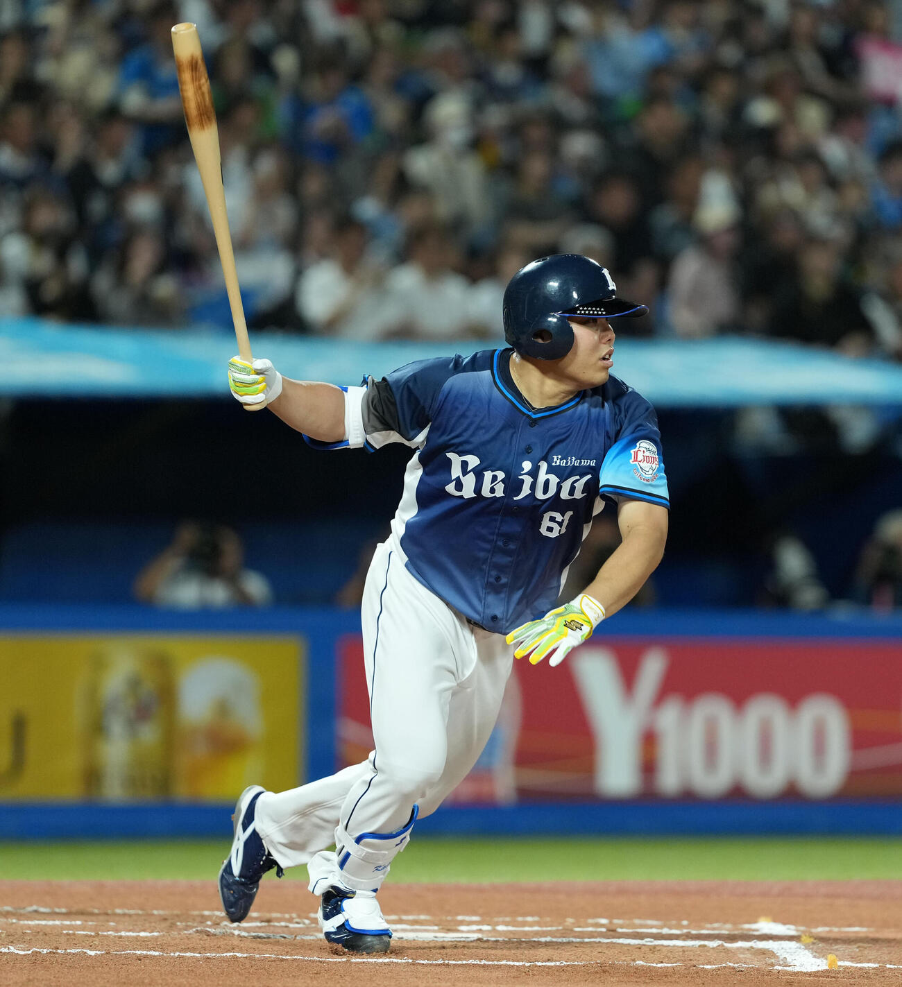 ヤクルト対西武　6回表西武無死、右前打を放つ平良海馬（撮影・たえ見朱実）