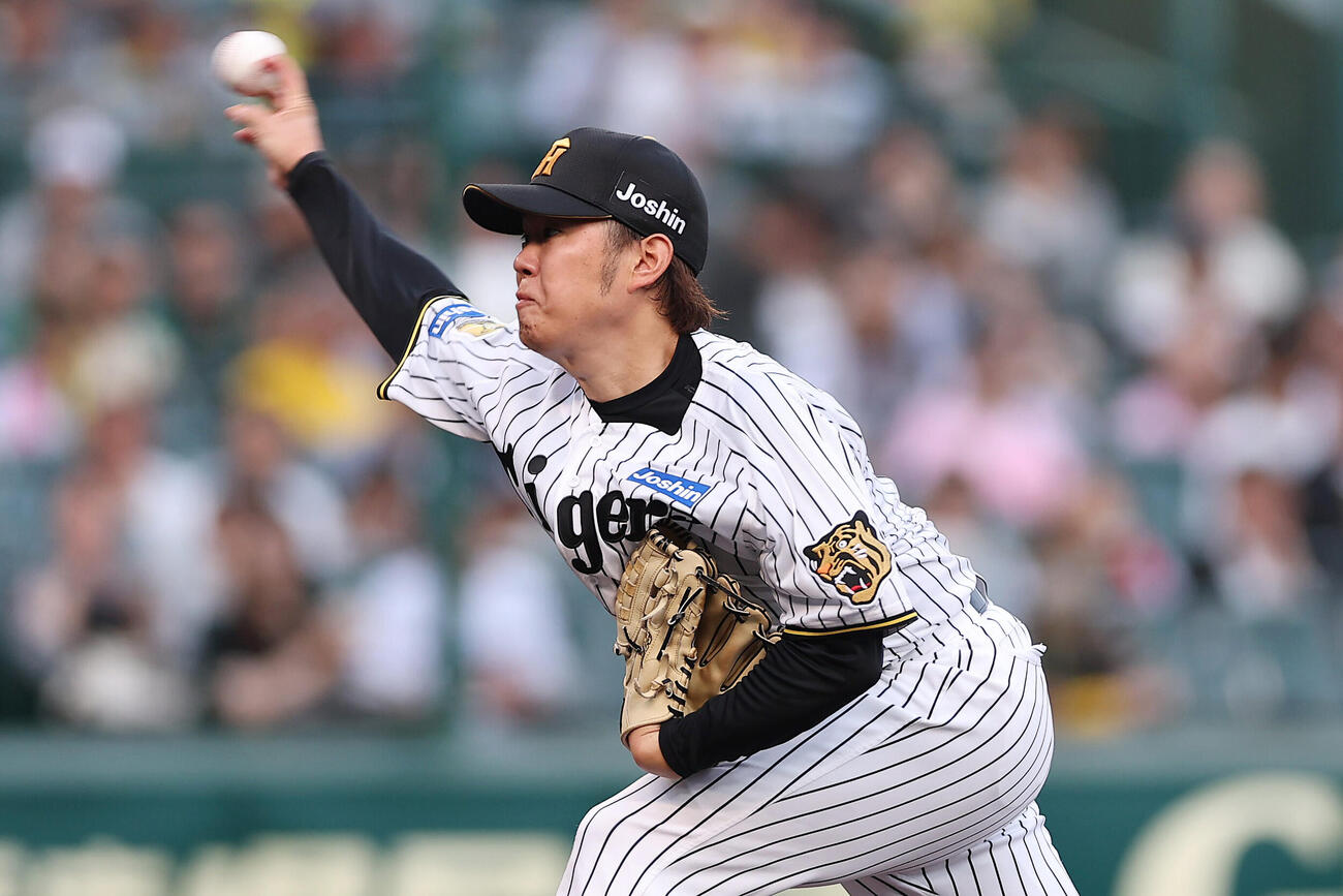 阪神対日本ハム　力投する阪神先発の西勇輝（撮影・前田充）
