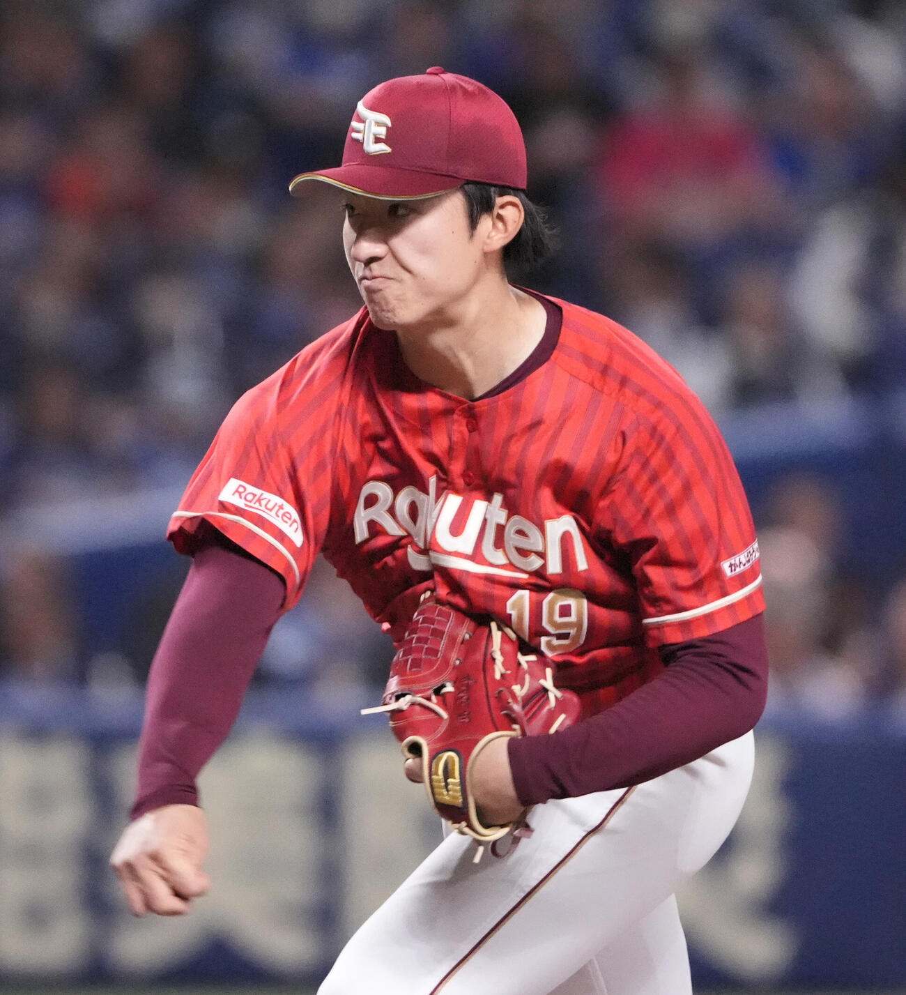 プロ野球交流戦中日対楽天　1回裏、登板する楽天先発の荘司康誠（撮影・森本幸一）＝2026年5月26日