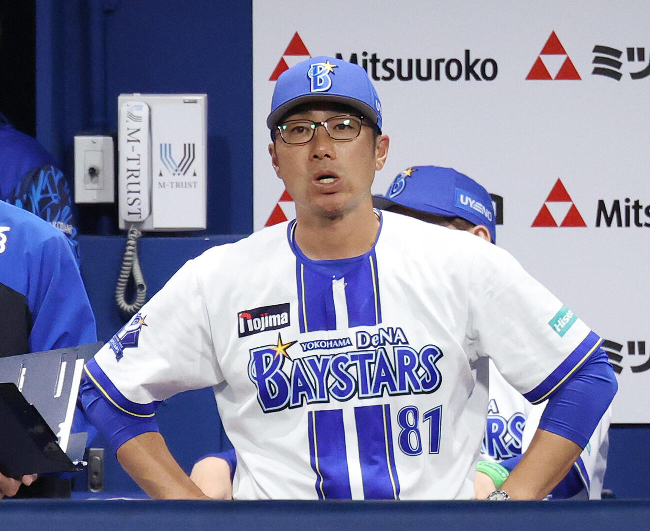 DeNA対オリックス　ベンチで厳しい表情のDeNA相川亮二監督（撮影・宮地輝）