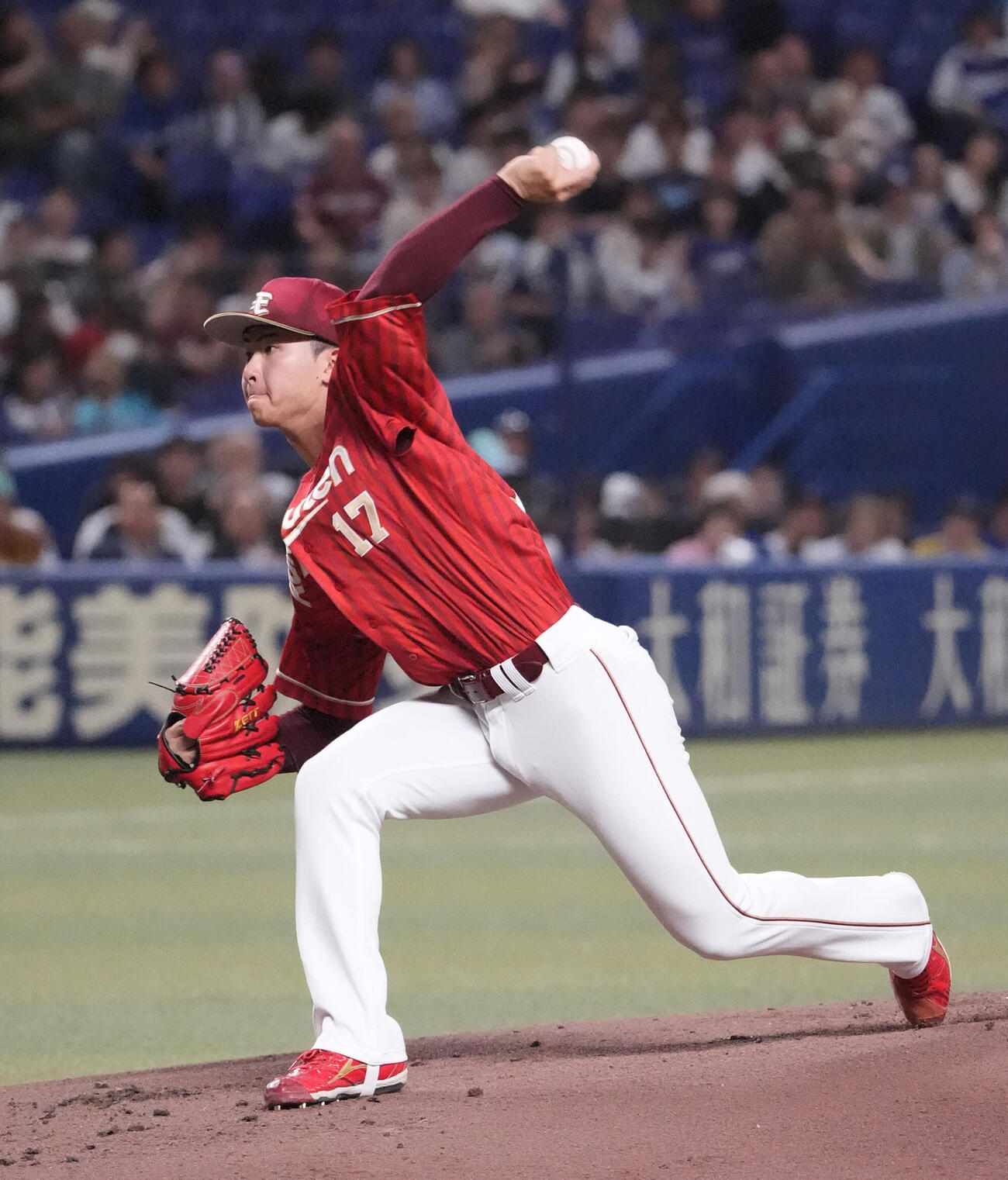 プロ野球交流戦中日対楽天　1回裏、登板する楽天先発の古謝樹（撮影・森本幸一）＝2026年5月27日
