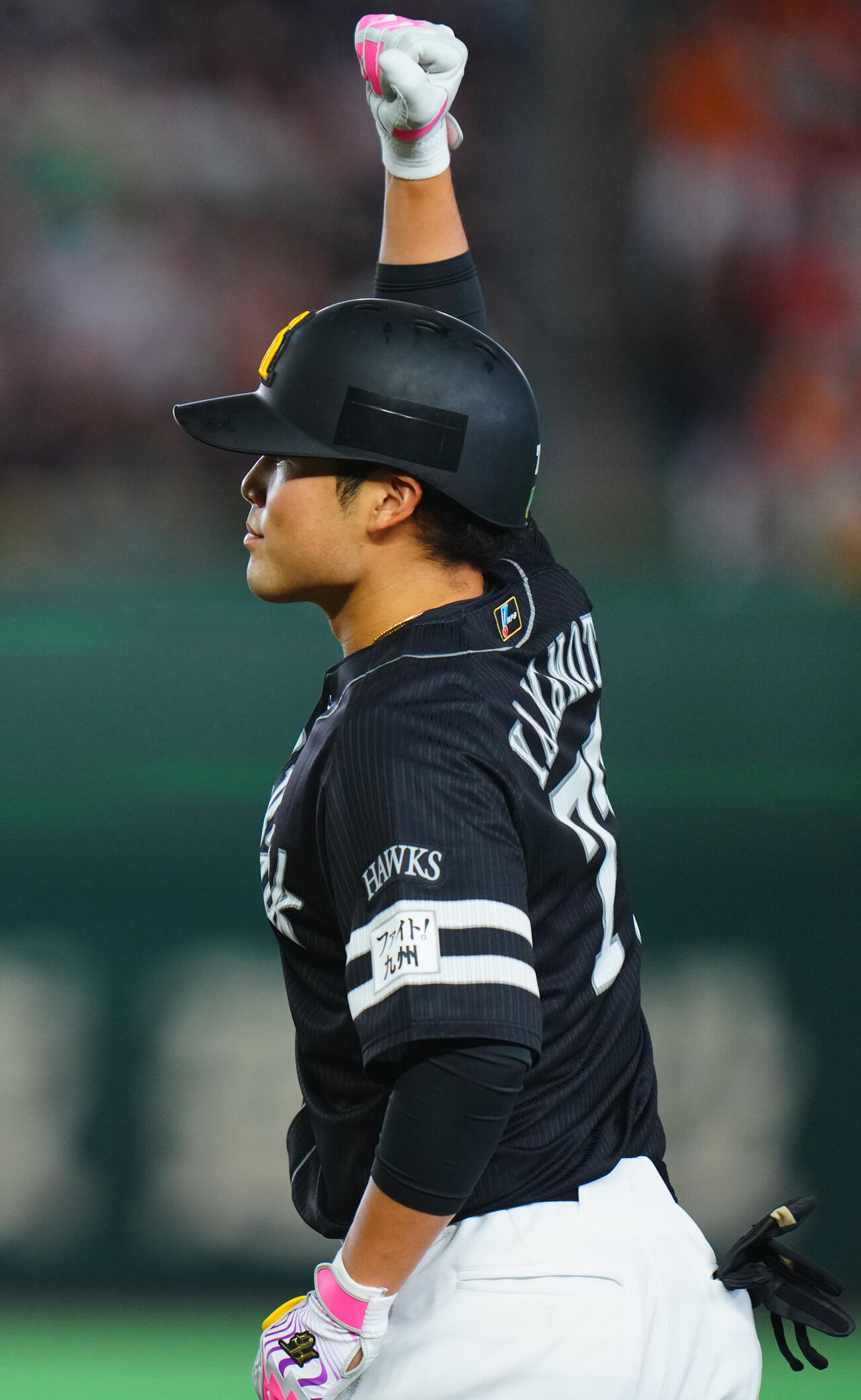 交流戦　巨人対ソフトバンク　3回表ソフトバンク2死一、三塁、先制適時打を放ちガッツポーズする山本恵大（撮影・垰建太）
