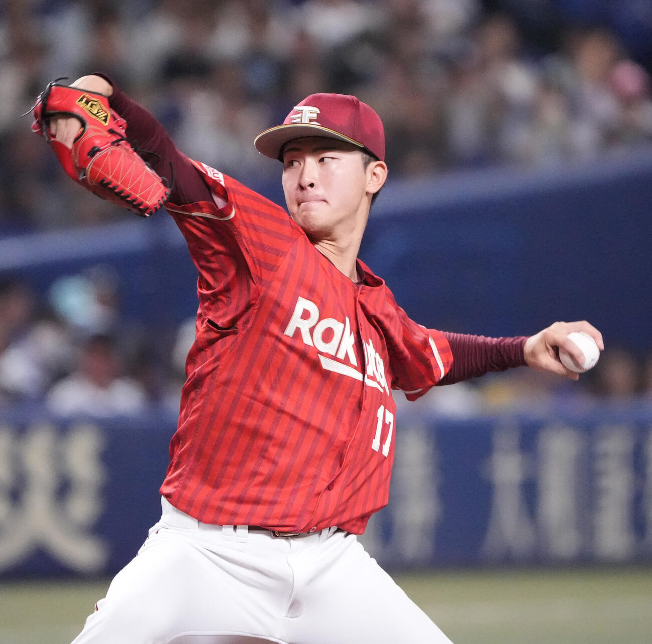 プロ野球交流戦中日対楽天　1回裏、登板する楽天先発の古謝樹（撮影・森本幸一）