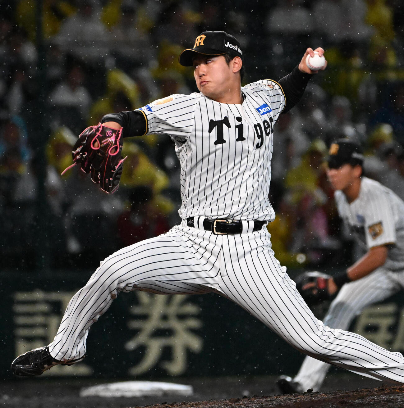セ・パ交流戦・阪神対日本ハム2回戦　阪神対日本ハム　阪神5番手の門別啓人（撮影・石井愛子）