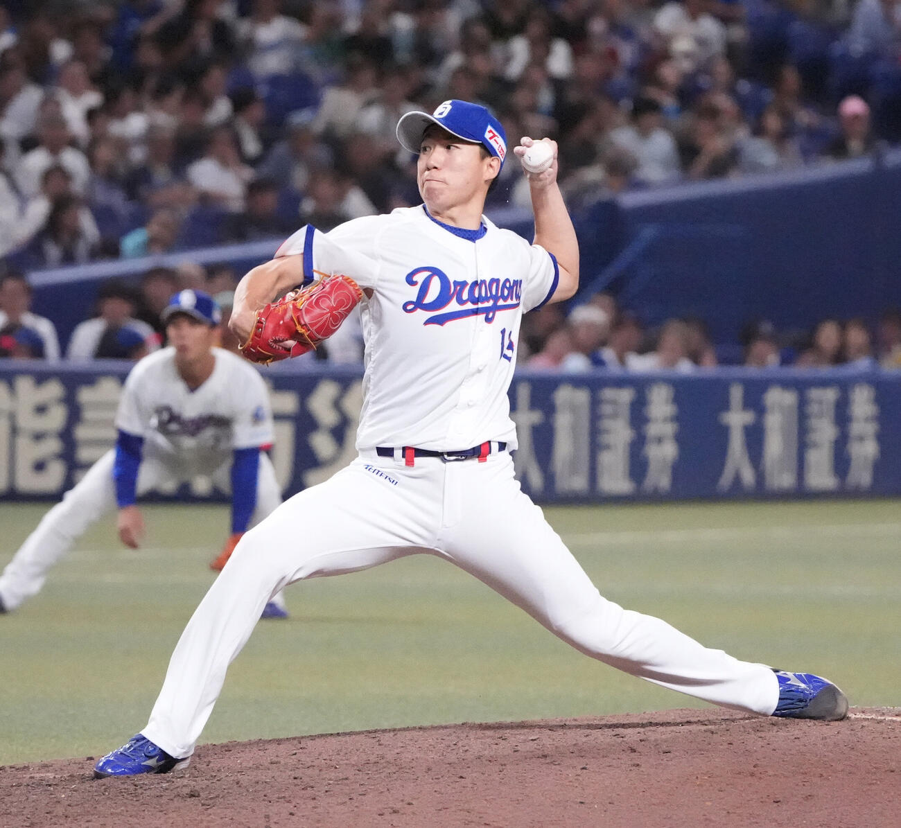 プロ野球交流戦中日対楽天　9回表、中日4番手で登板する橋本侑樹（撮影・森本幸一）