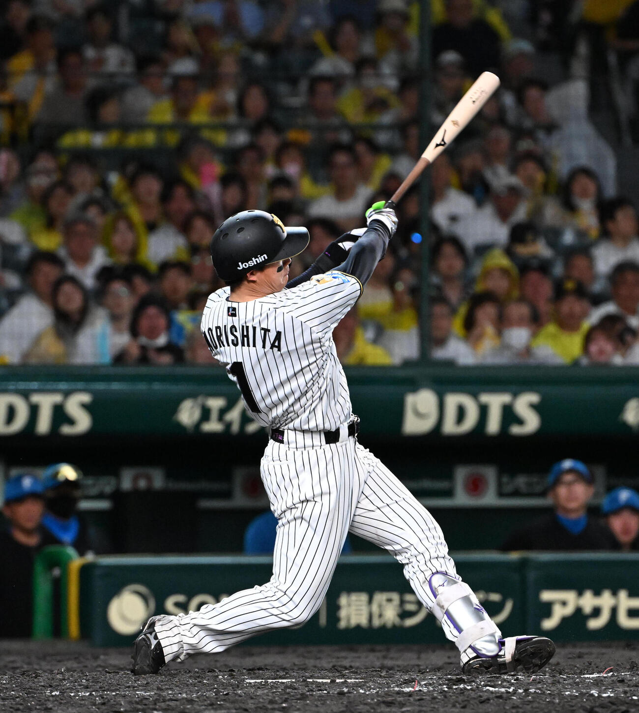 2026年5月27日、セ・パ交流戦・阪神対日本ハム2回戦　阪神対日本ハム　5回裏阪神2死　阪神森下翔太は左越え本塁打を放つ