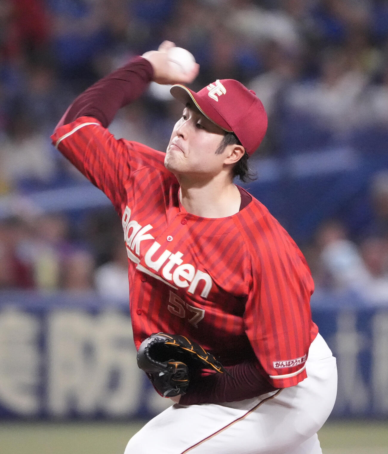 中日対楽天　楽天先発の滝中瞭太（撮影・森本幸一）