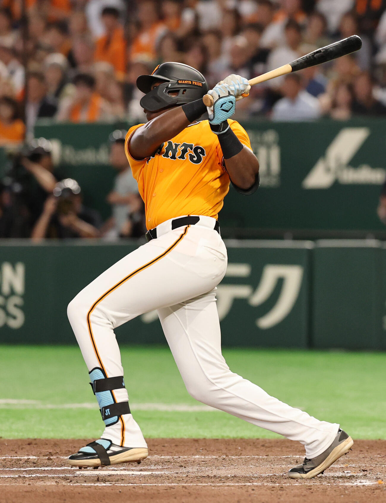 巨人対ソフトバンク　6回裏巨人2死、代打で中飛二倒れるフリアン・ティマ（撮影・野上伸悟）＝2026年5月28日