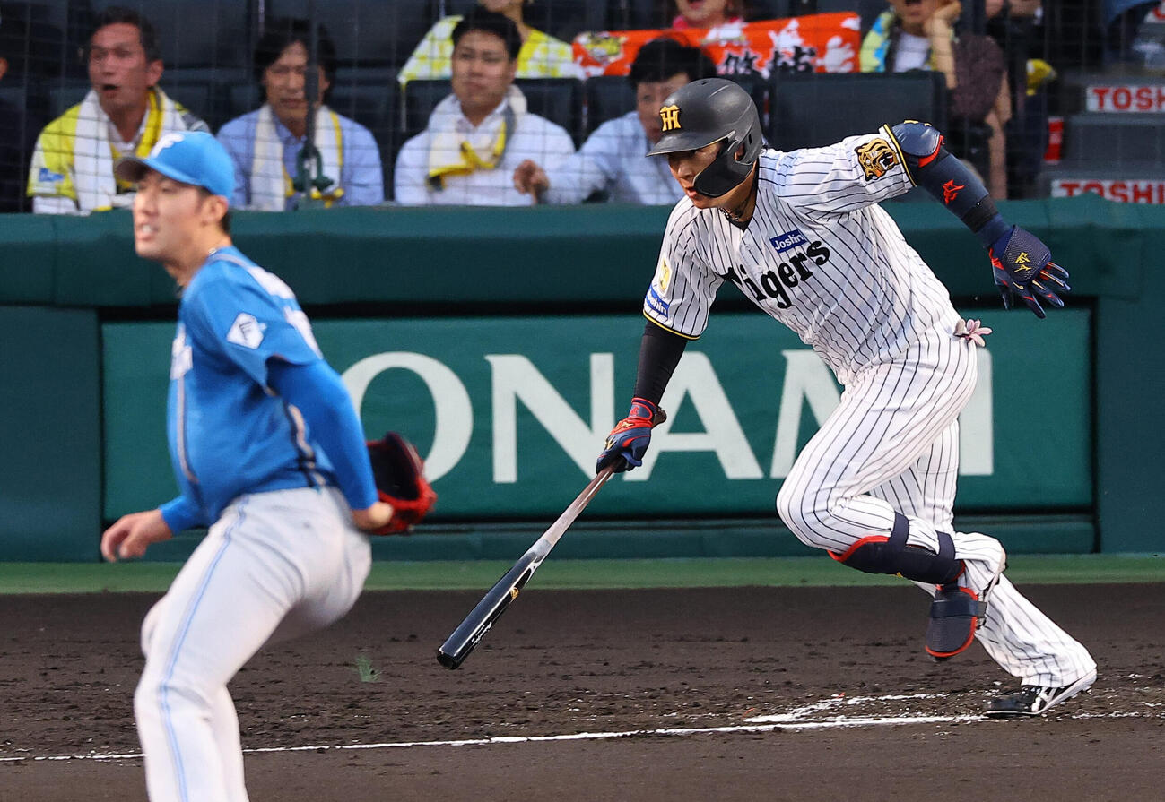 阪神対日本ハム　1回裏阪神2死一、二塁、大山悠輔は先制適時打を放つ（撮影・上田博志）＝2026年5月28日
