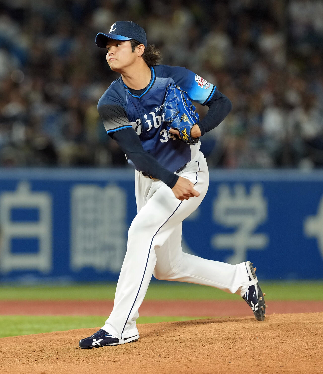 ヤクルト対西武　8回からマウンドに上がった西武甲斐野央（撮影・たえ見朱実）＝2026年5月28日