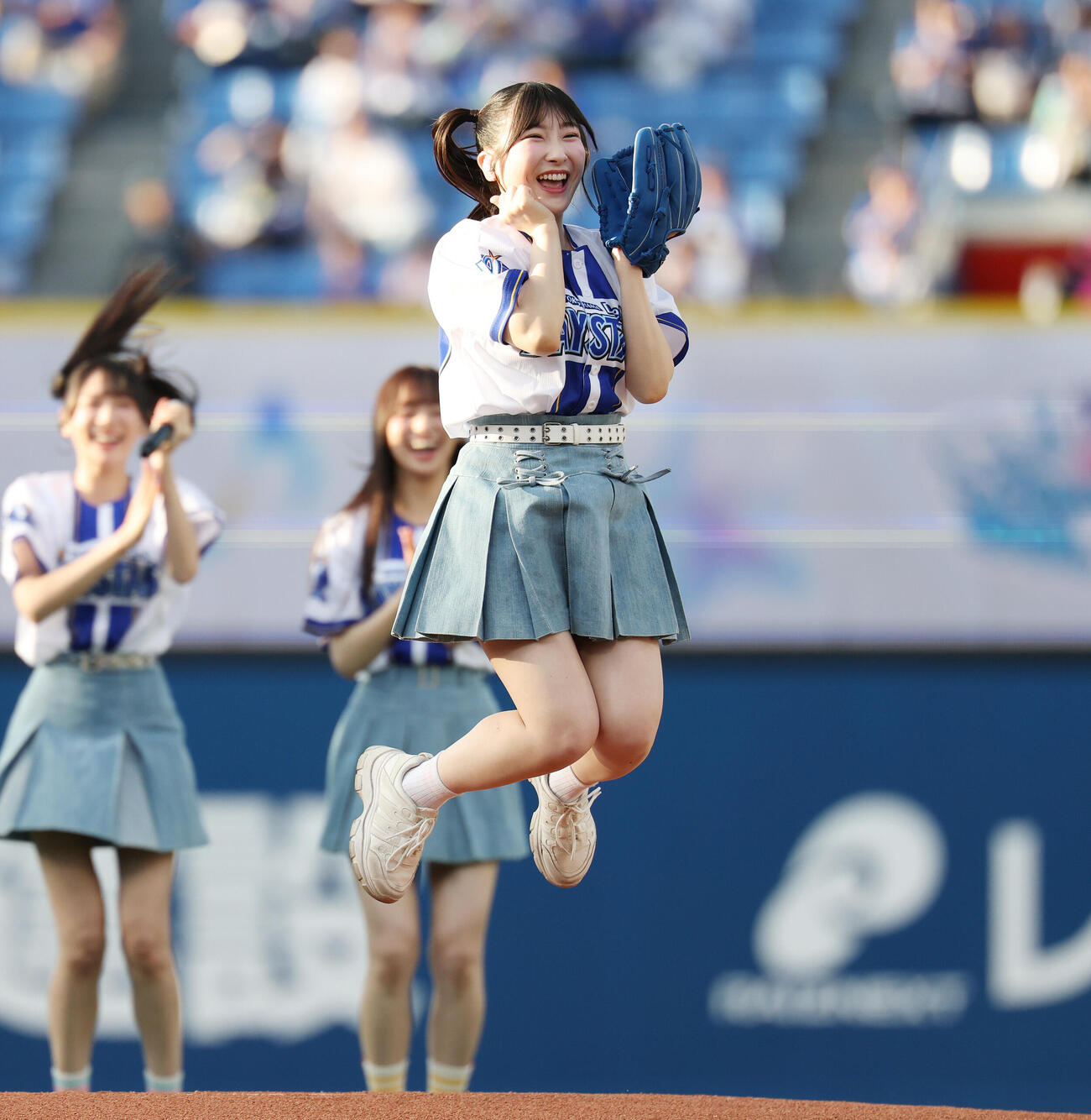 DeNA対オリックス　セレモニアルピッチを務めた≠MEの櫻井もも（2026年5月撮影）