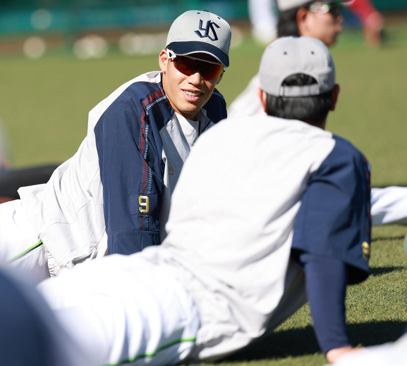 交流戦　楽天対ヤクルト　1軍に合流し笑顔を見せるヤクルト塩見泰隆（撮影・水谷安孝）