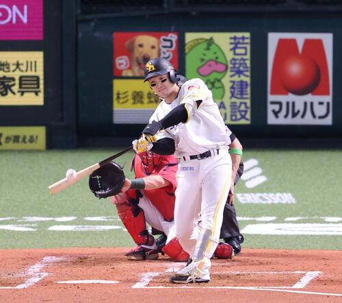 【ソフトバンク】正木智也　打球速度180キロ「最高の形」バックスクリーン左へ飛距離132ｍ弾