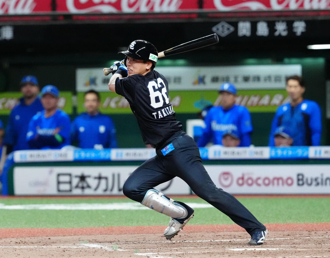 交流戦　西武対DeNA 3回裏西武無死、内野安打とする滝沢夏央（撮影・江口和貴）