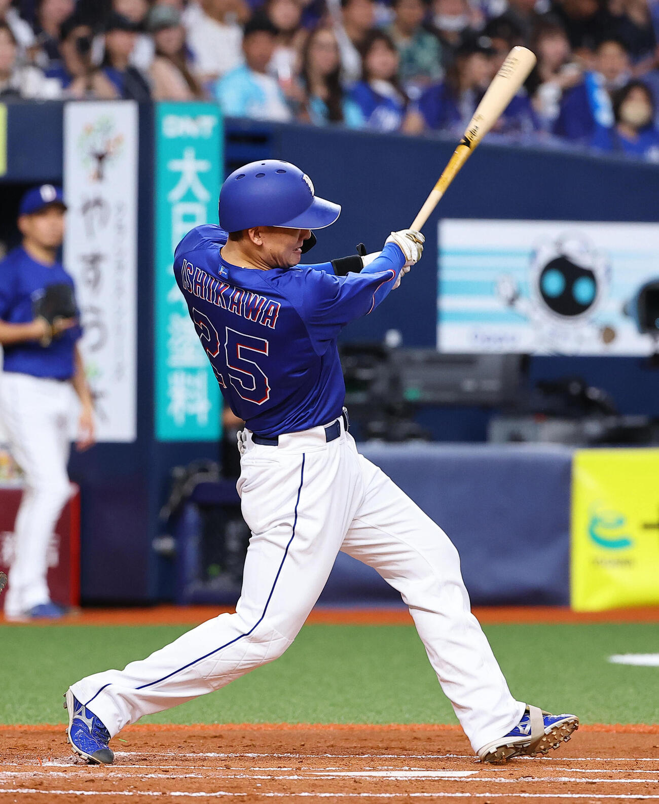 オリックス対中日　2回表中日2死、石川昂弥はソロ本塁打を放つ（撮影・上田博志）