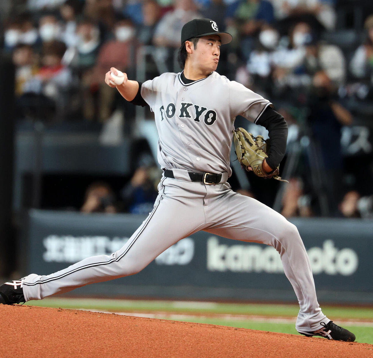 日本ハム対巨人　力投する巨人先発の西舘勇陽（撮影・浅見桂子）＝2026年5月29日
