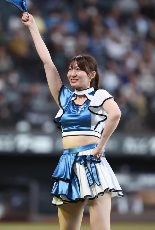 ファイターズガール串山楓