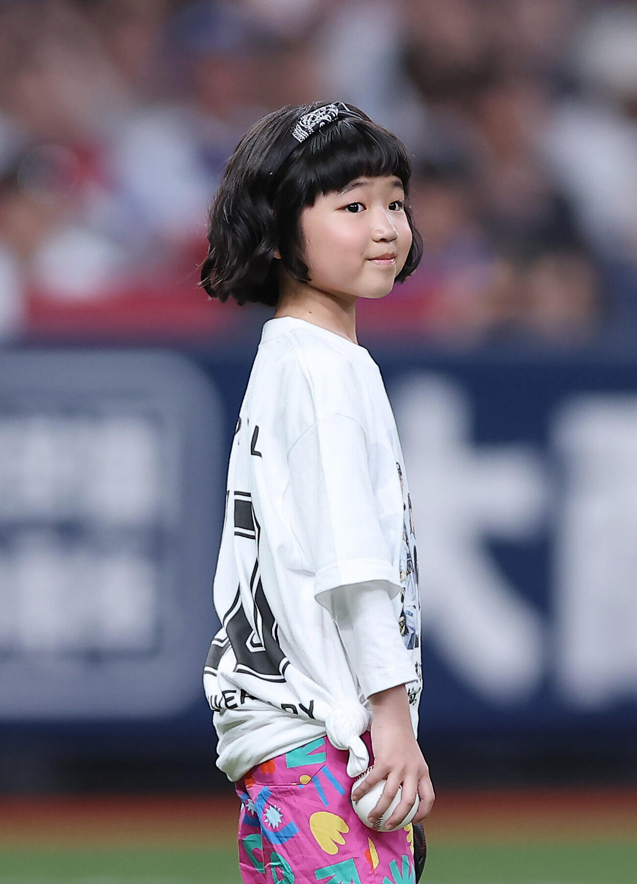 始球式を務める永尾柚乃（撮影・前田充）