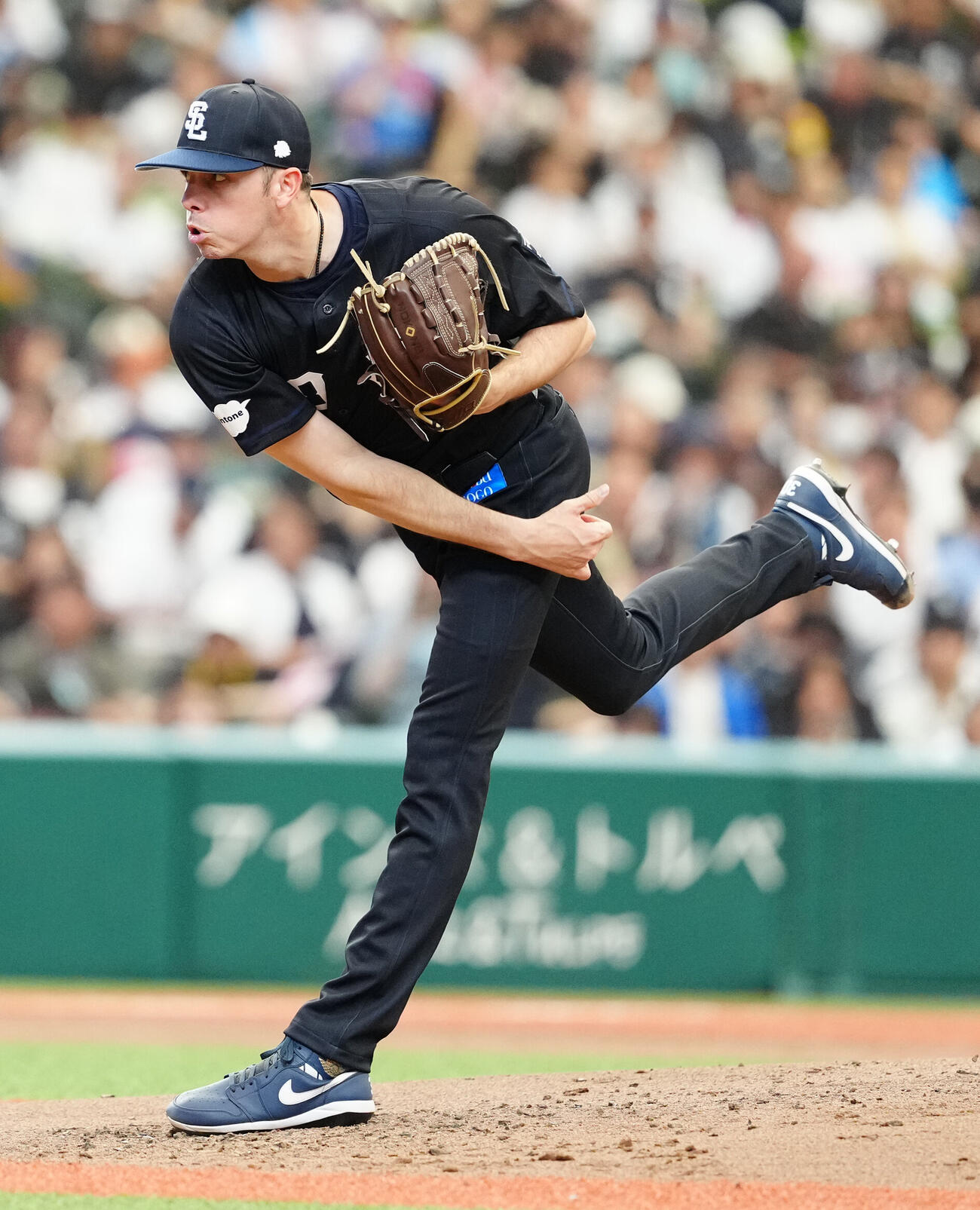 交流戦　西武対DeNA　西武先発のアラン・ワイナンス（撮影・江口和貴）