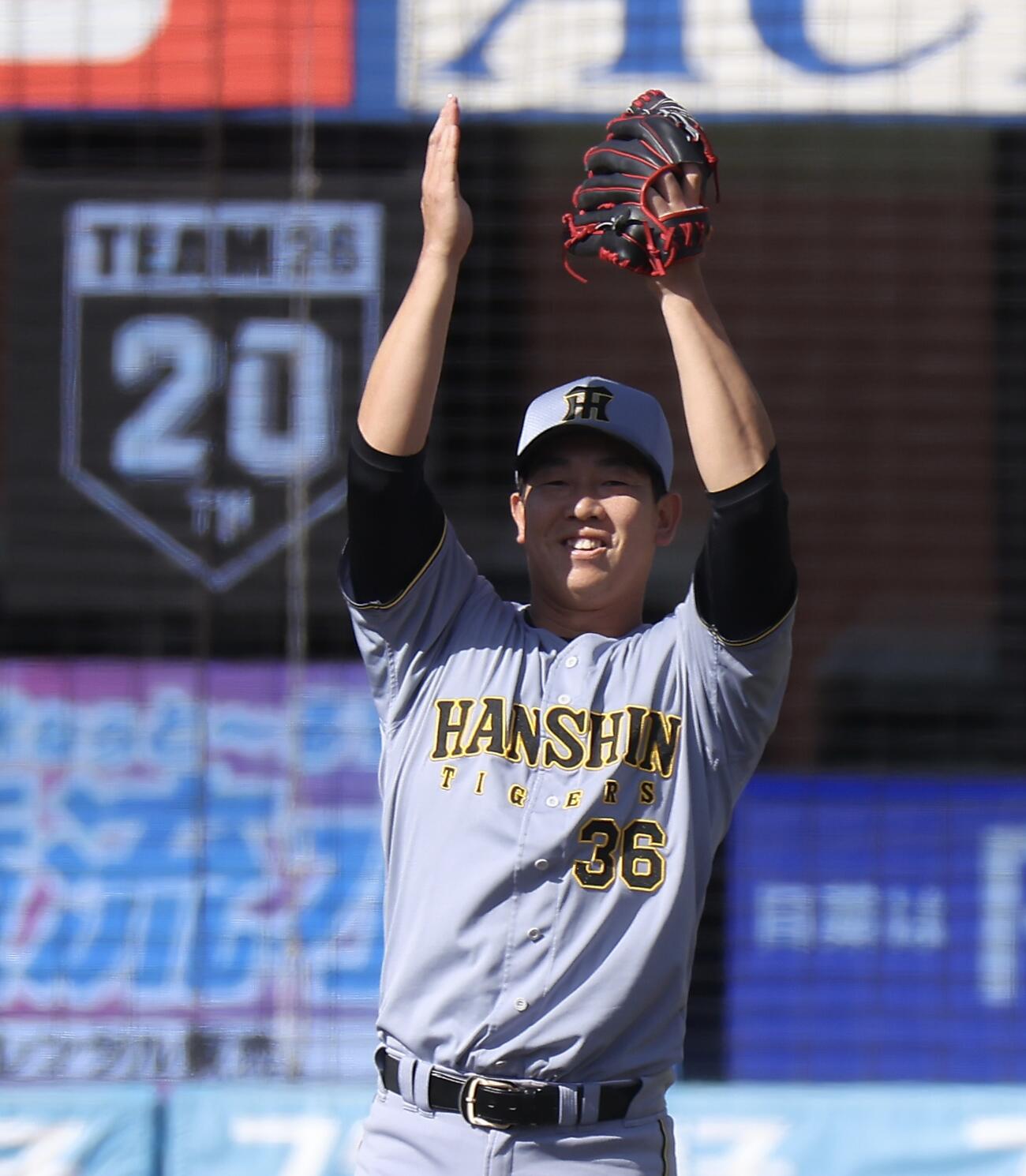 交流戦　ロッテ対阪神　7回裏ロッテ2死、和田康士郎を遊飛に抑える畠世周（撮影・河田真司）