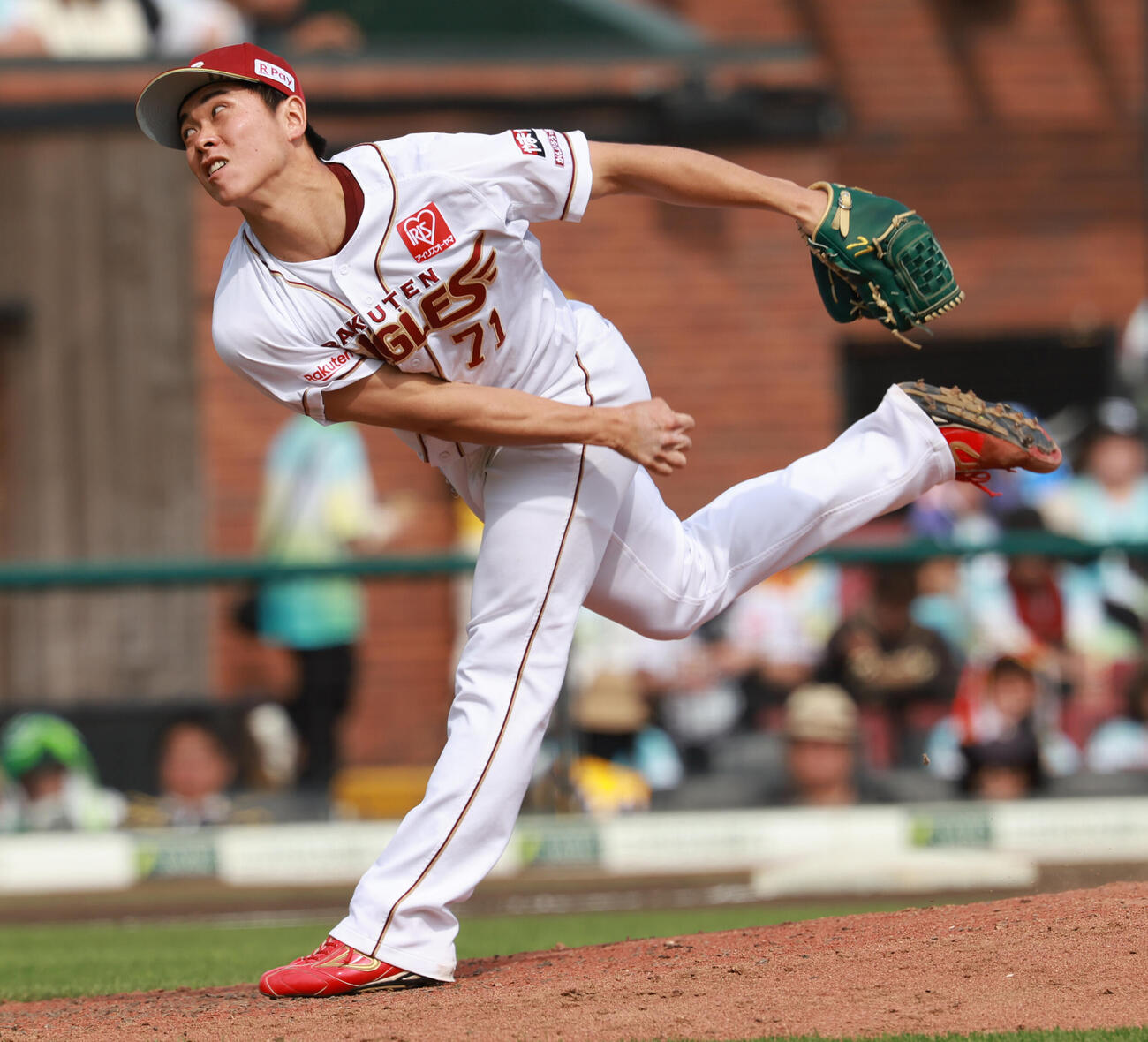 交流戦　楽天対ヤクルト　楽天4番手柴田大地（撮影・水谷安孝）