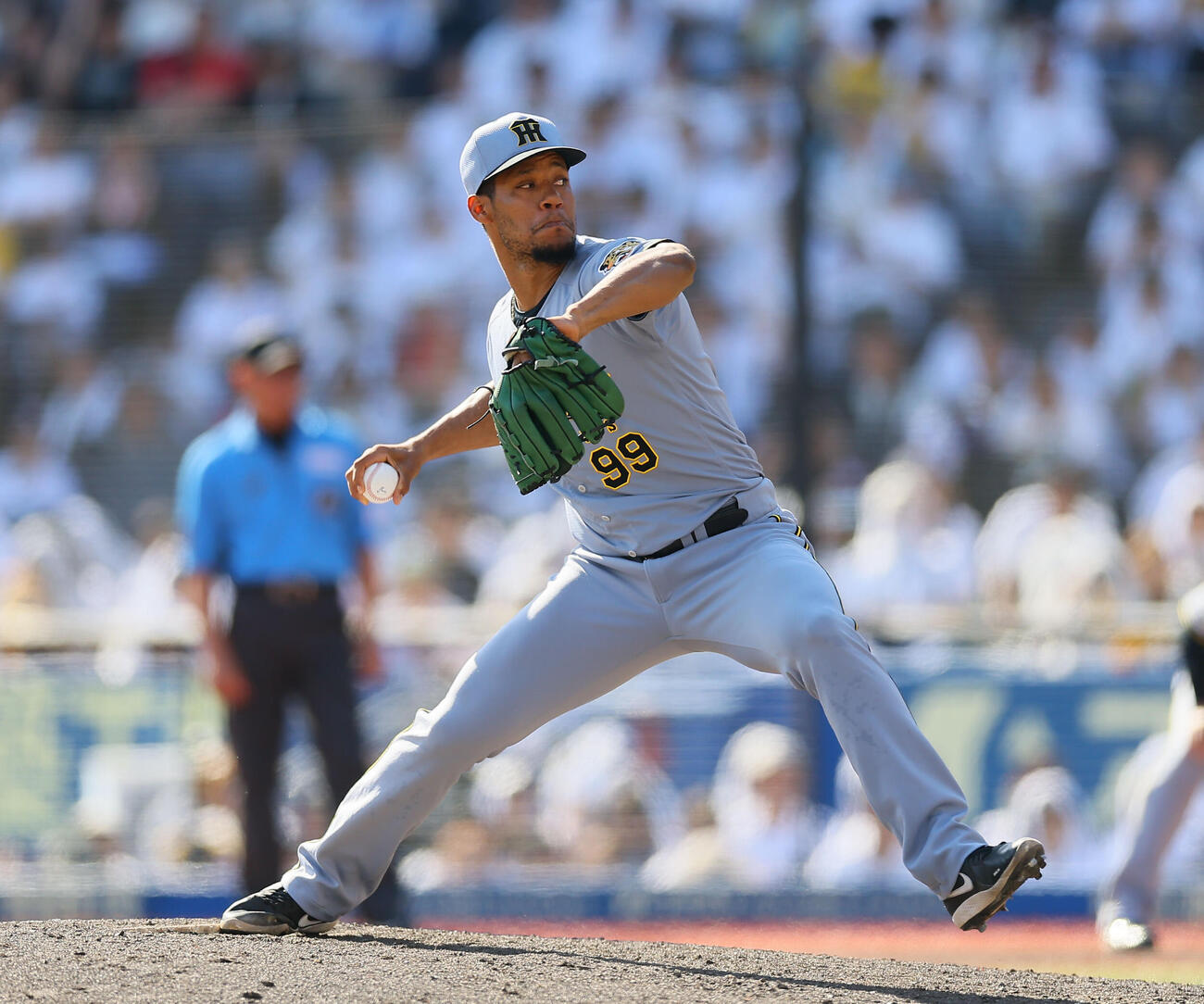 ロッテ対阪　8回、3番手で登板した阪神ダウリ・モレッタ（撮影・藤尾明華）＝2026年5月31日、ZOZOマリンスタジアム