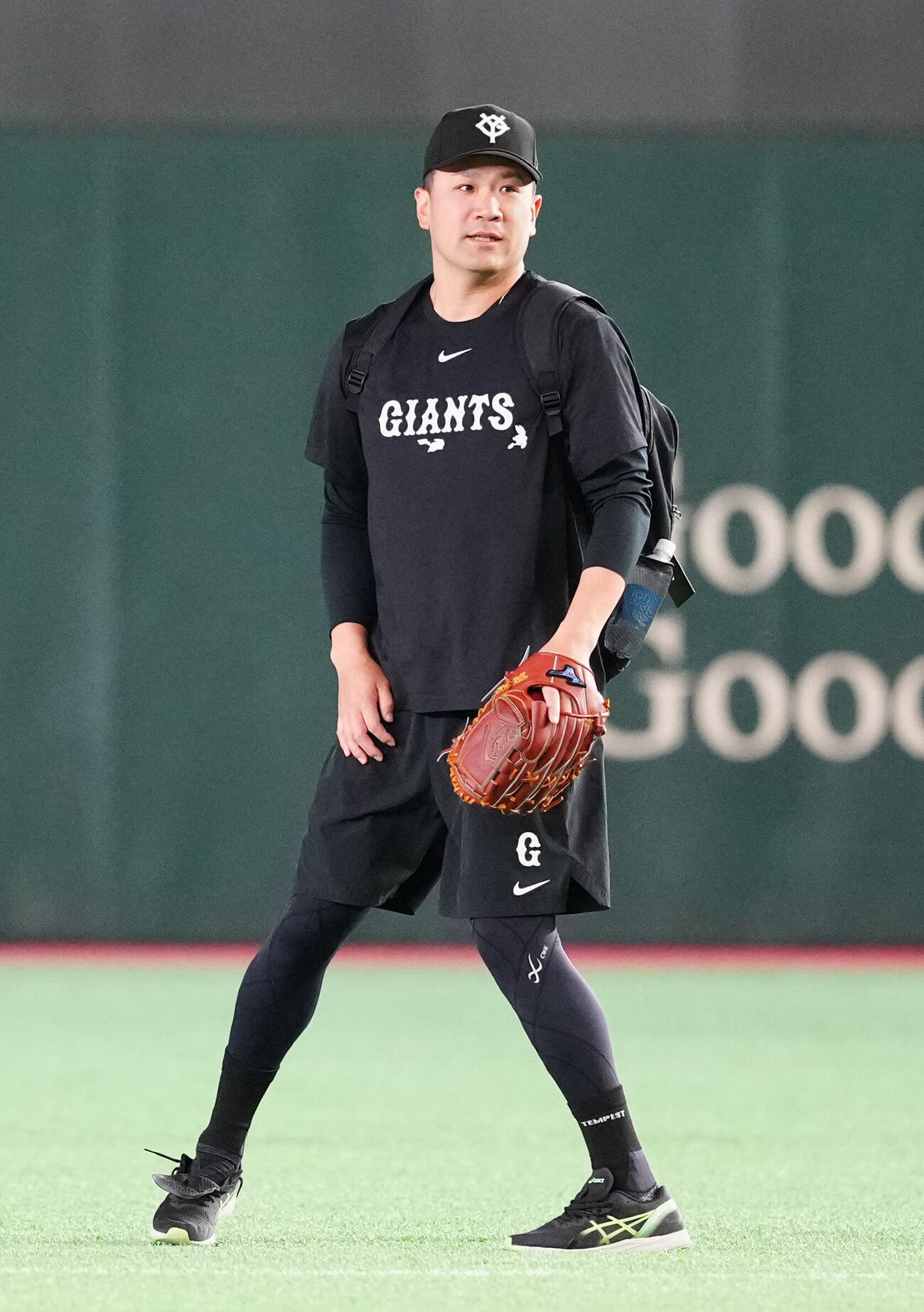 巨人対オリックス　試合前練習に臨む巨人田中将大（撮影・江口和貴）