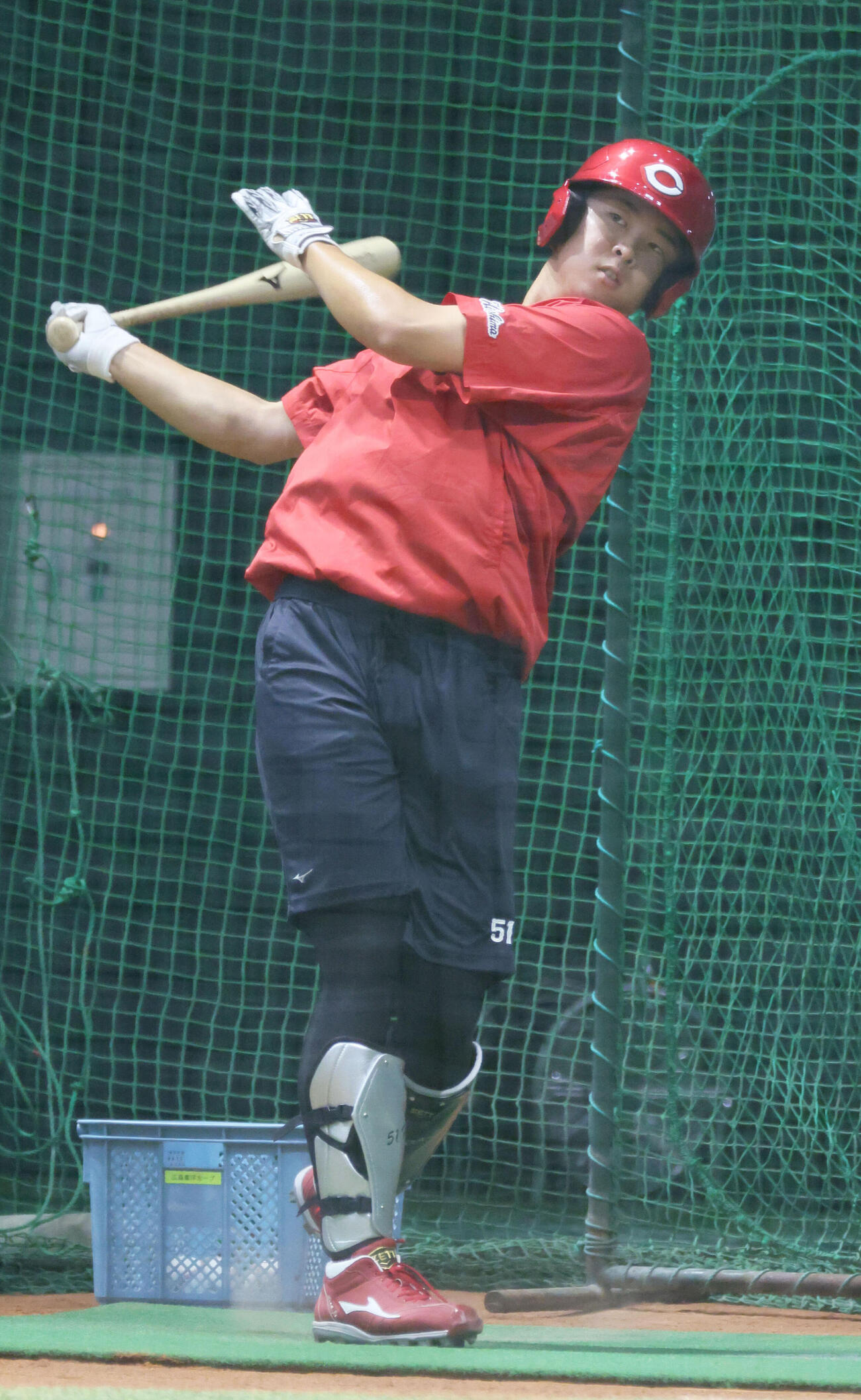 広島対日本ハム　1軍に合流し、打撃練習する広島平川蓮（撮影・加藤孝規）